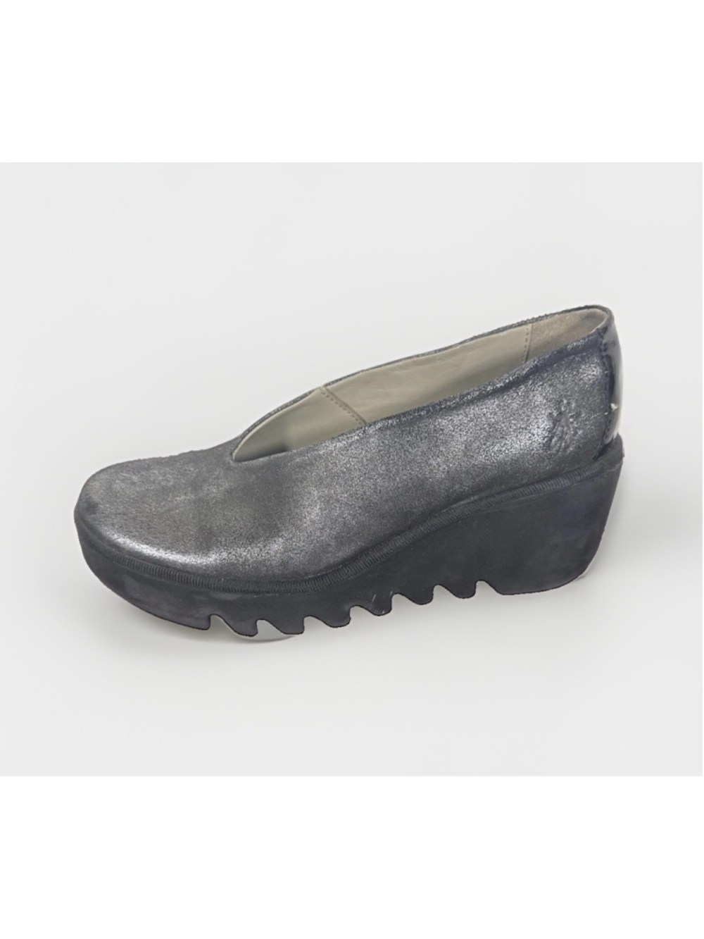 Fly London Beso Metallic Black Wedges Shoes Sz 37/6.5-7 US Boho Work Preppy Chic